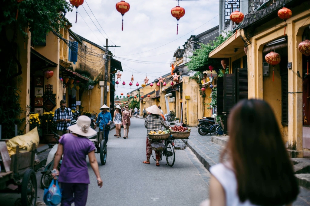 pho di bo hoi an, Hội An mở rộng phố dành cho người đi bộ