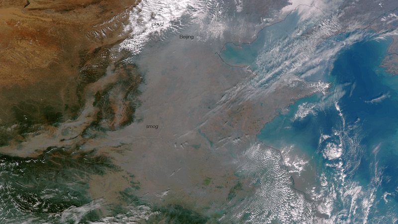 Sương mù ở Bắc Kinh, ảnh: NASA / NOAA