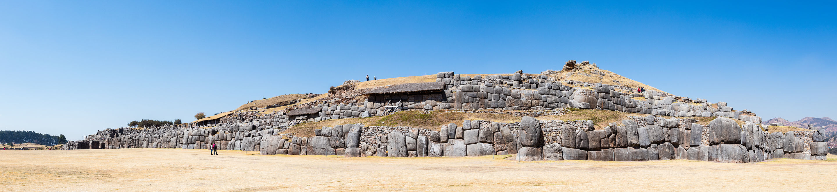 Di chỉ Saksaywaman, Peru: Người cổ đại biết cách làm mềm đá? Toàn cảnh Saksaywaman (ảnh: Wiki)