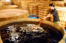 Yêu cầu Bộ Công Thương xem xét lại mức kỷ luật vụ Vinastas công bố ‘nước mắm nhiễm asen’