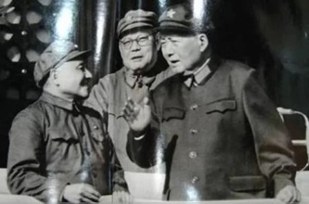 Đặng Tiểu Bình học gì từ Mao Trạch Đông?