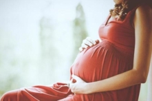 Lý do cảm động sau câu chuyện: Cô gái ‘nói dối’ mẹ việc mang thai mỗi ngày