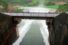 Đập chính hồ Núi Cốc thấm nước, Thái Nguyên công bố tình trạng khẩn cấp
