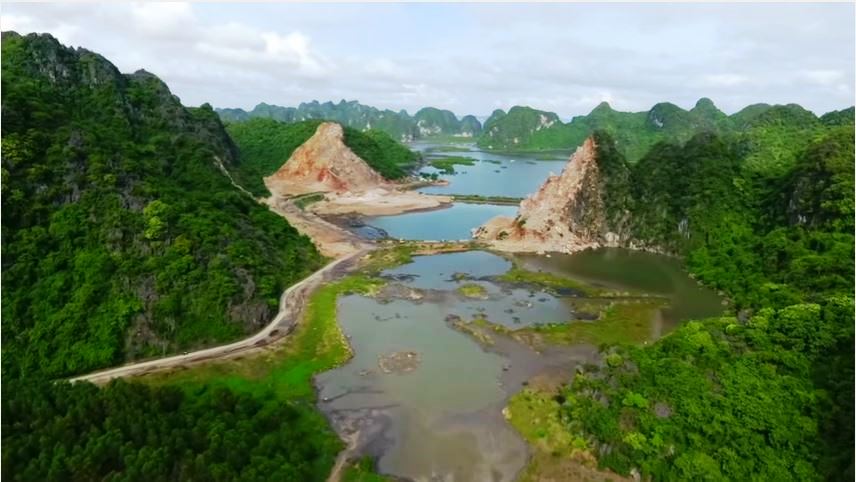 khai thac da tai vinh ha long 1