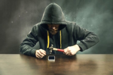 Lợi dụng sơ hở của Apple Store, 1 vài người Việt đang lừa đảo hơn 80.000 USD/tháng