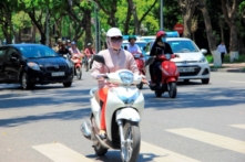 Nắng nóng gay gắt tại Bắc và Trung Bộ: Nhiệt độ có nơi lên tới 41 độ C