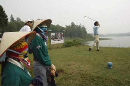 Sân golf mang lại lợi ích kinh tế gì?