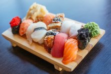 5 mối nguy tiềm ẩn từ món sushi cá sống
