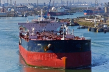 Xuất khẩu dầu của Mỹ tăng kỷ lục khi OPEC tiếp tục cắt giảm sản lượng