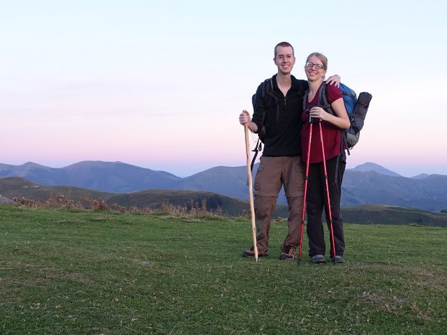 Đi bộ đường dài ở El Camino de Santiago. (Ảnh: Joe và Ali Olson)