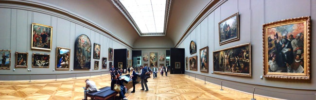 Viếng thăm viện bảo tàng Louvre nổi tiếng thế giới như thế nào?