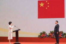 Tập Cận Bình cảnh báo dân Hồng Kông chớ thách thức Bắc Kinh