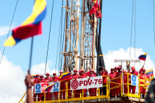 Hoa Kỳ doạ trừng phạt Venezuela nếu ông Maduro tước quyền quốc hội