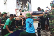 Nghệ An: Sắp trục vớt tàu VTB 26 bị chìm tại đảo Hòn Ngư