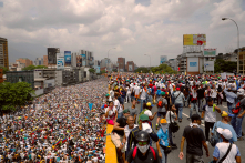 Phe đối lập Venezuela kêu gọi đình công trên toàn quốc