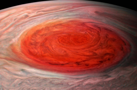 Bộ ảnh ấn tượng về ‘Vết đỏ lớn’ trên sao Mộc từ tàu thăm dò trị giá tỷ đô của NASA
