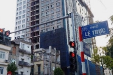 Chủ đầu tư dự án 8B Lê Trực kiến nghị dừng phá vỡ công trình và bồi thường thiệt hại