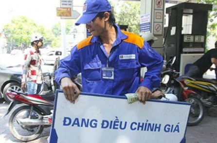 Giá xăng đã lũy kế tăng 4.150 đồng/lít từ tháng 7/2017