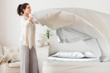 Chuyên gia Nhật Bản: Cách kéo dài “tuổi thọ” của chăn gối