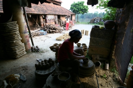 Gốm Quế Kim Bảng: Sắc màu từ tự nhiên