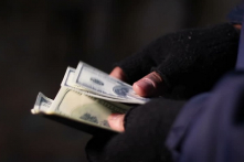 Bộ TNMT yêu cầu làm rõ việc Cục phó môi trường mất gần 400 triệu đồng