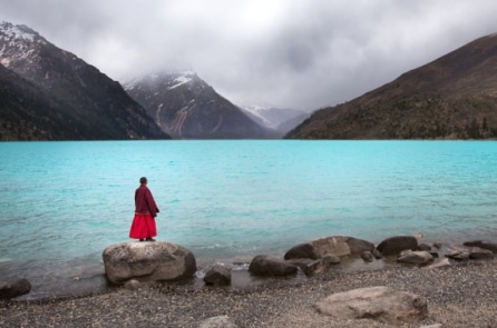 Câu nói của ông lão mù khiến người đạo sĩ ngộ đạo