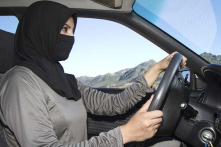 Phụ nữ Ả Rập Saudi sắp được phép lái xe hơi
