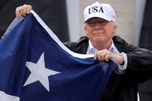 Donald Trump hứa tặng 1 triệu đô hỗ trợ nạn nhân bão Harvey