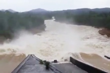 221 hồ chứa thủy lợi xung yếu; Thanh Hóa, Hà Tĩnh vỡ đập hồ chứa