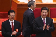 Từ dịch bệnh, so sánh cách xử lý của Tập Cận Bình và Hồ Cẩm Đào