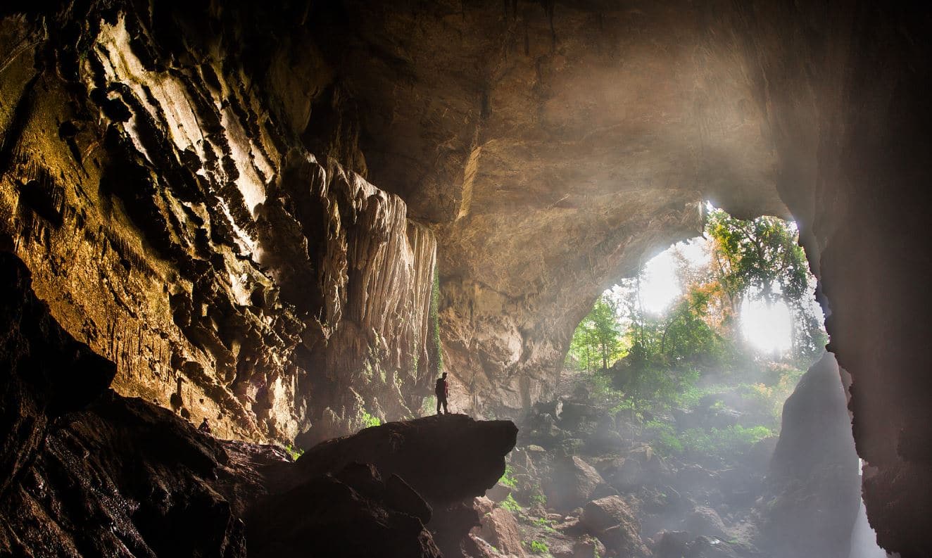 Inside Hang Son Doong 5