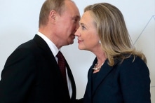 ‘FBI có bằng chứng bà Hillary Clinton tham nhũng trong thương vụ bán Uranium cho Nga’