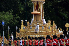 Hàng trăm ngàn người Thái Lan dự lễ hỏa táng Vua Bhumibol Adulyadej