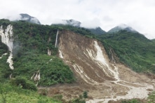 Sạt lở lớn trong đêm: 18 người bị vùi lấp, ít nhất 8 người tử vong