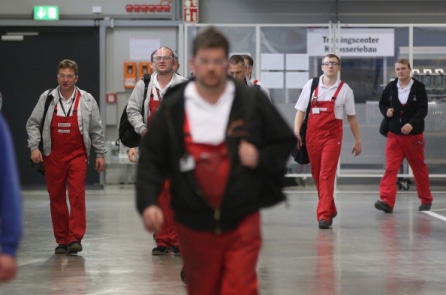 Vì sao hoạt động sản xuất chế tạo của nước Đức hùng mạnh?