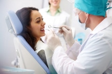 Vì sao đa số các bác sĩ đều khuyên nhổ răng khôn?
