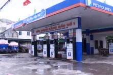 Lãi gần 5.000 tỷ, Petrolimex đầu tư hơn 1.000 tỷ để ‘đấu’ với cây xăng ngoại