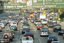 Người Mỹ lương cao, giá xe rẻ, vì sao xe mà họ lái đều rất phổ thông?