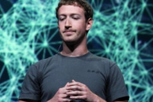 Zuckerberg không muốn con mình dùng Facebook, nhưng kinh doanh lại là chuyện khác