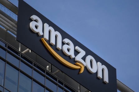 Trump nhăm nhe Amazon, không phải Facebook