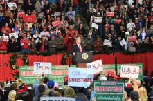 Ba tờ báo Mỹ đưa tin sai về Trump, buộc phải cải chính và xin lỗi
