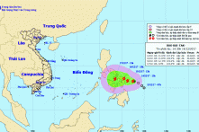 Áp thấp nhiệt đới mạnh lên thành bão, áp sát biển Đông