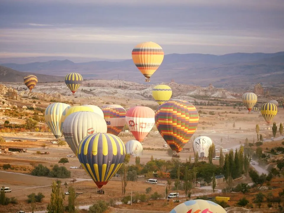 Bay khinh khí cầu ở Cappadocia: