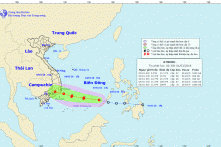 Áp thấp nhiệt đới đi vào biển Đông, tiếp tục mạnh thêm