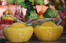 Bưởi hồ lô, dưa thỏi vàng…: Những loại quả hút khách ngày Tết