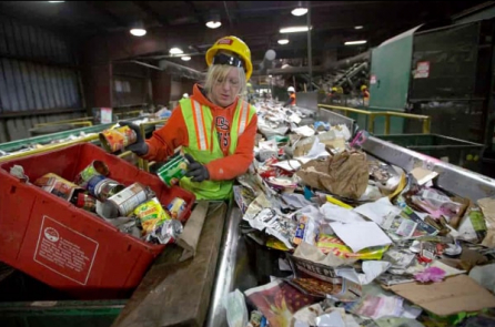 Trung Quốc dừng nhập rác thải nhựa, Anh Quốc hoang mang