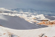 Mỹ lạnh kỷ lục, Sahara có tuyết, Úc nóng gần 50 độ