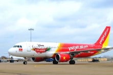 Cổ phiếu Vietjet Air bật nhẹ vào hôm qua, nhưng tiếp tục đà giảm trong sáng nay