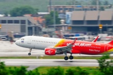 Cổ phiếu Vietjet Air đứng trước nguy cơ giảm giá phiên thứ 3 liên tiếp sau vụ tiếp đón U23