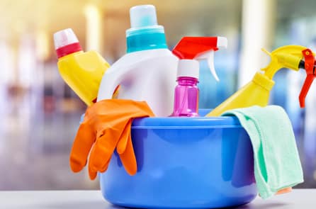 Dọn dẹp cho năm mới: 10 thứ bạn nên bỏ đi